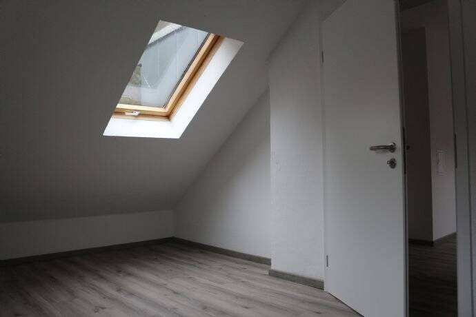 Zimmer Hagen Hohenlimburg - 5 Zimmer, 110 m&sup2;, 800&euro; | Angebot:25707094