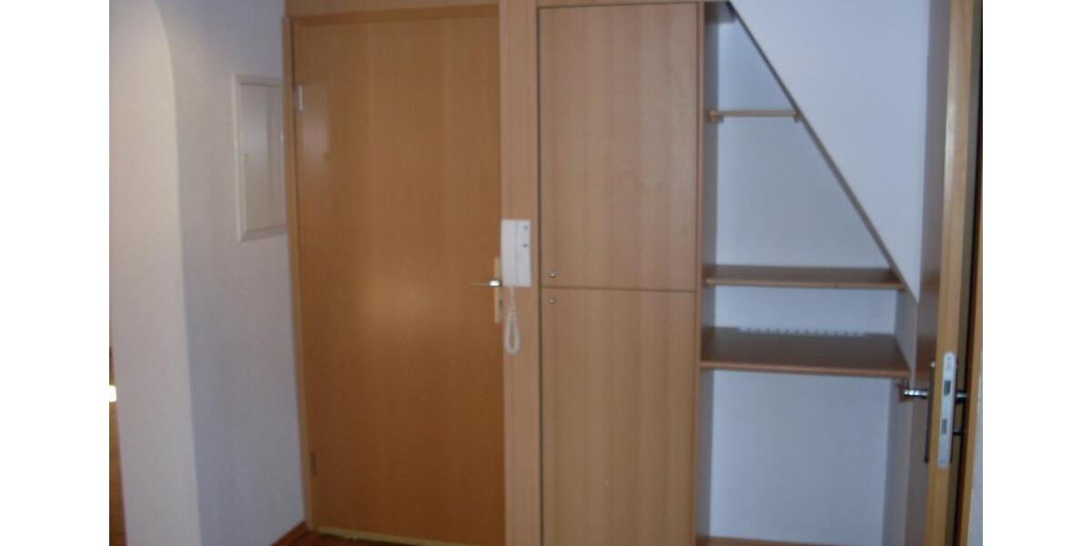 Dachgeschoßwohnung Iserlohn - 4 Zimmer, 96 m&sup2;, 600&euro; | Angebot:25922814