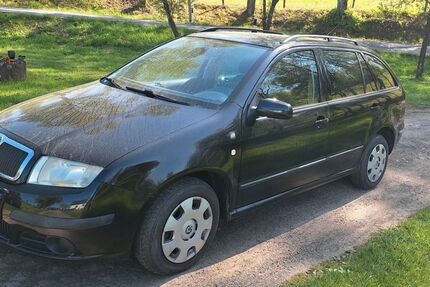 Skoda Fabia 210.855 km 1.400 &euro; Reichshof 51580