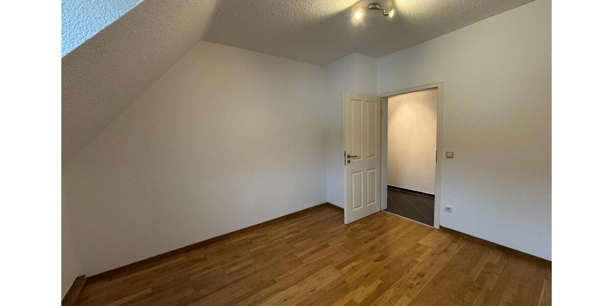 Etagenwohnung Gummersbach Berstig Süd - 3 Zimmer, 81 m&sup2;, 750&euro; | Angebot:26420215