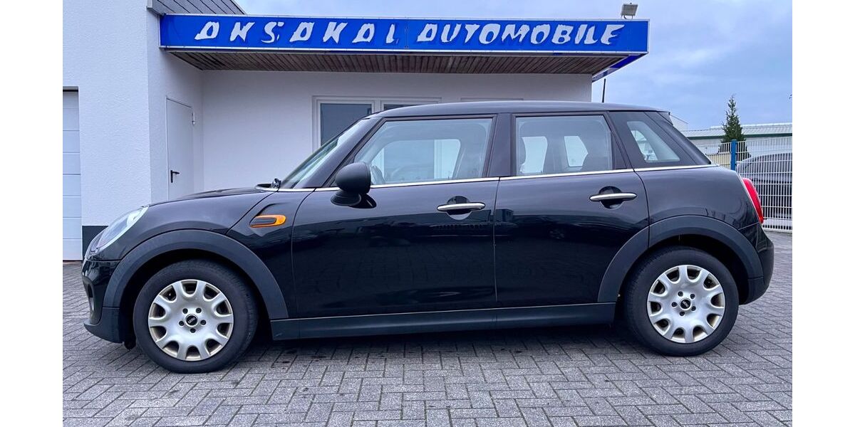 Mini ONE 179.000 km 5.600 &euro; Wipperfürth 51688