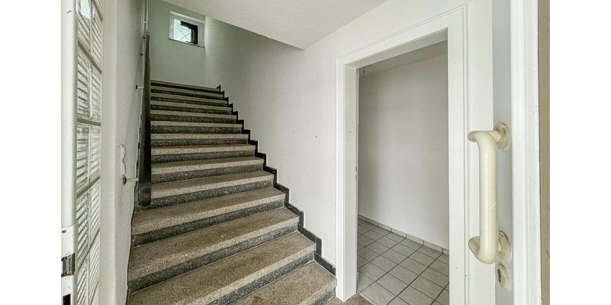 Etagenwohnung Hagen Hagen-Mitte - 2 Zimmer, 90 m&sup2;, 630&euro; | Angebot:25252400