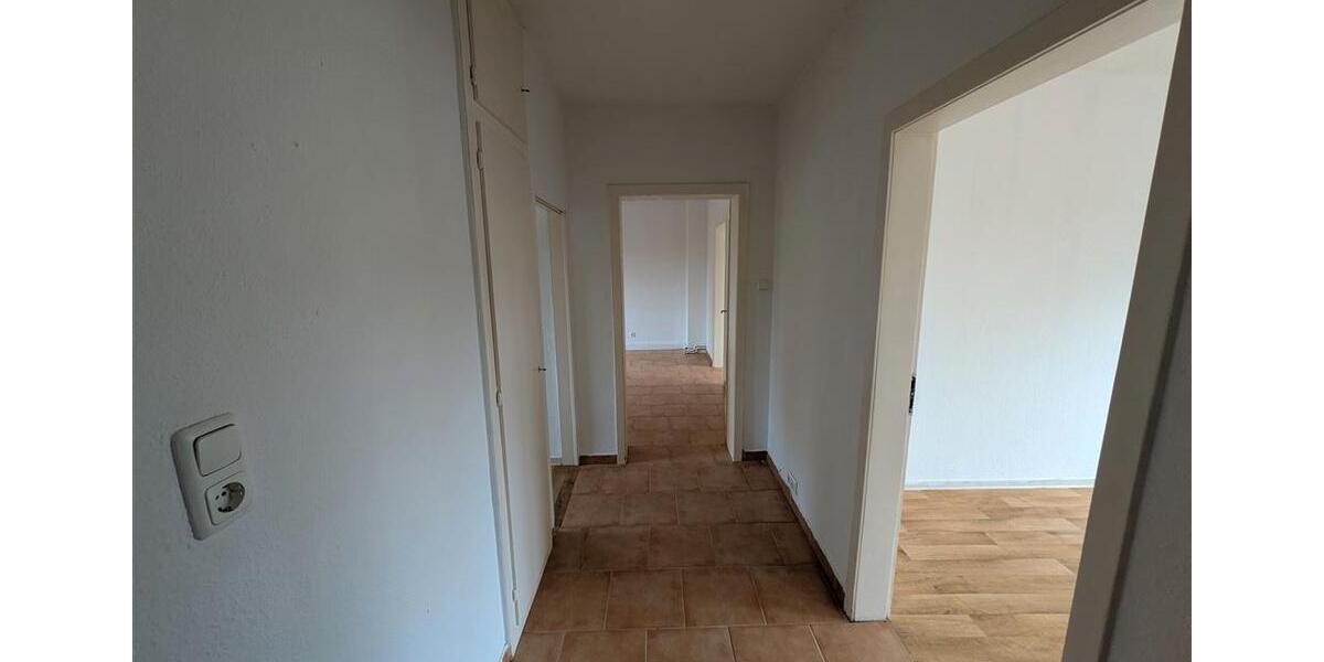 Etagenwohnung Lüdenscheid - 3 Zimmer, 74 m&sup2;, 385&euro; | Angebot:23601113
