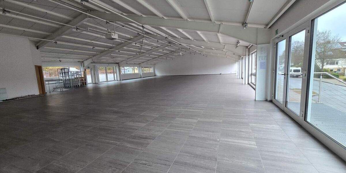 Gewerbeobjekt Lüdenscheid Staberg - 2 Zimmer, 500 m&sup2;, 3.000&euro; | Angebot:25688972