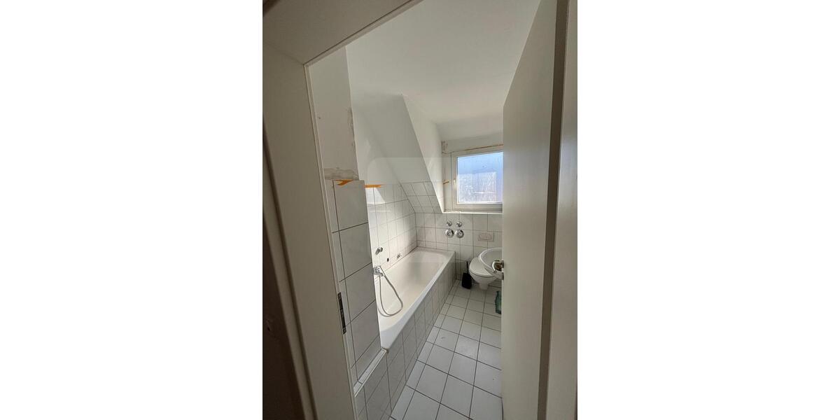 Dachgeschoßwohnung Lüdenscheid Augustenthal - 2 Zimmer, 44 m&sup2;, 290&euro; | Angebot:26162405
