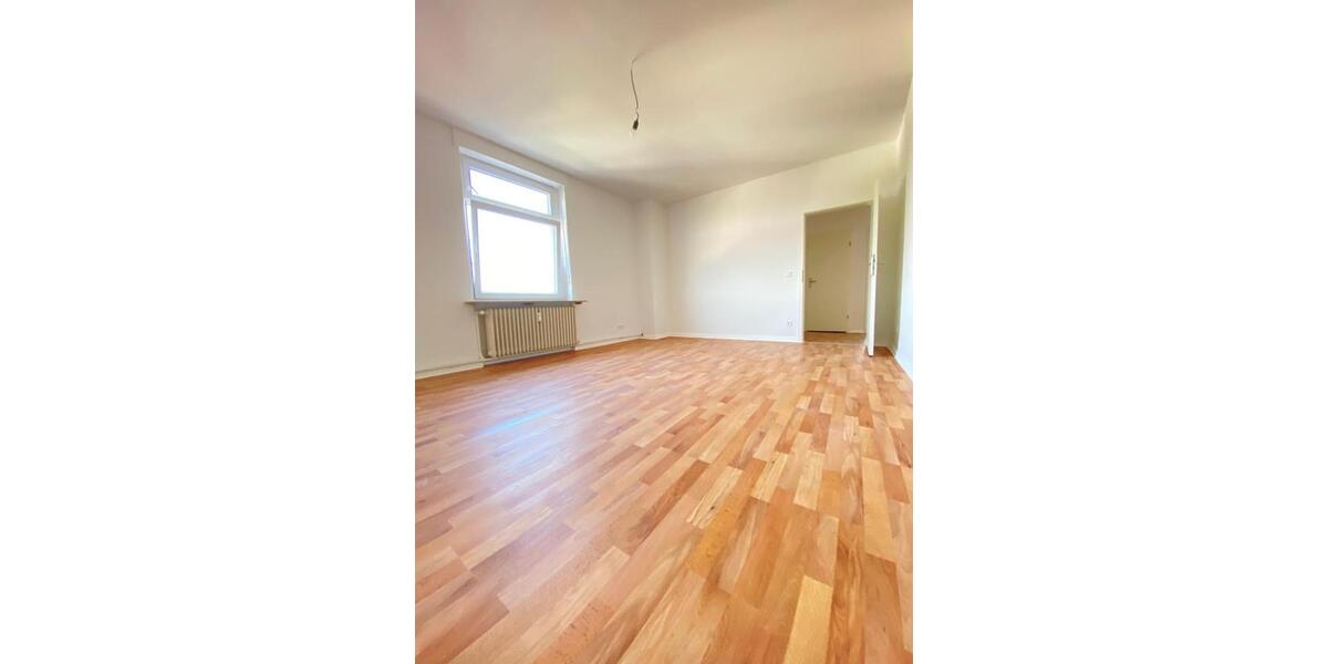 Etagenwohnung Iserlohn - 2 Zimmer, 77 m&sup2;, 520&euro; | Angebot:24695893