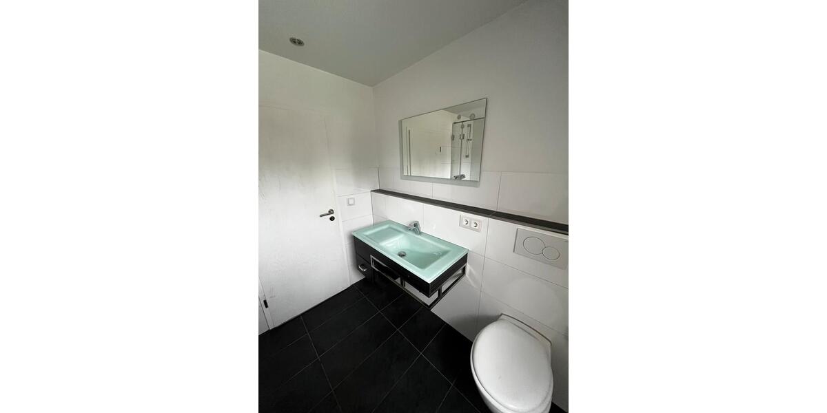 Dachgeschoßwohnung Lüdenscheid Othlinghausen - 2 Zimmer, 68 m&sup2;, 750&euro; | Angebot:26415523