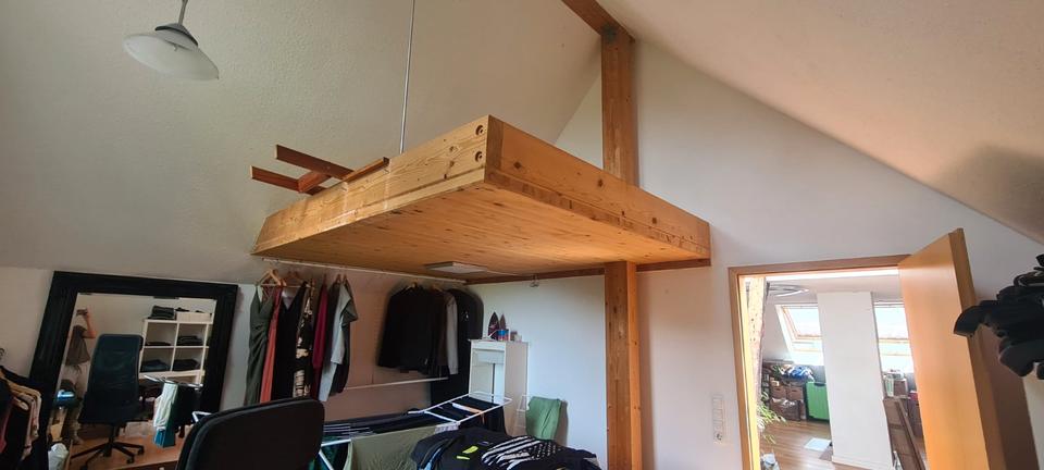 Dachgeschoßwohnung Kierspe - 3 Zimmer, 90 m&sup2;, 670&euro; | Angebot:27549514