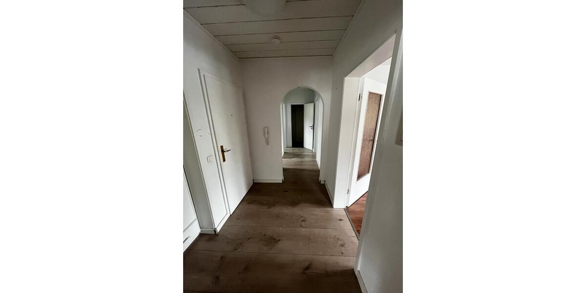 Dachgeschoßwohnung Lüdenscheid Othlinghausen - 2 Zimmer, 68 m&sup2;, 750&euro; | Angebot:26415523