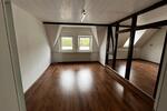 Dachgeschoßwohnung Lüdenscheid Othlinghausen - 2 Zimmer, 68 m&sup2;, 750&euro; | Angebot:26415523