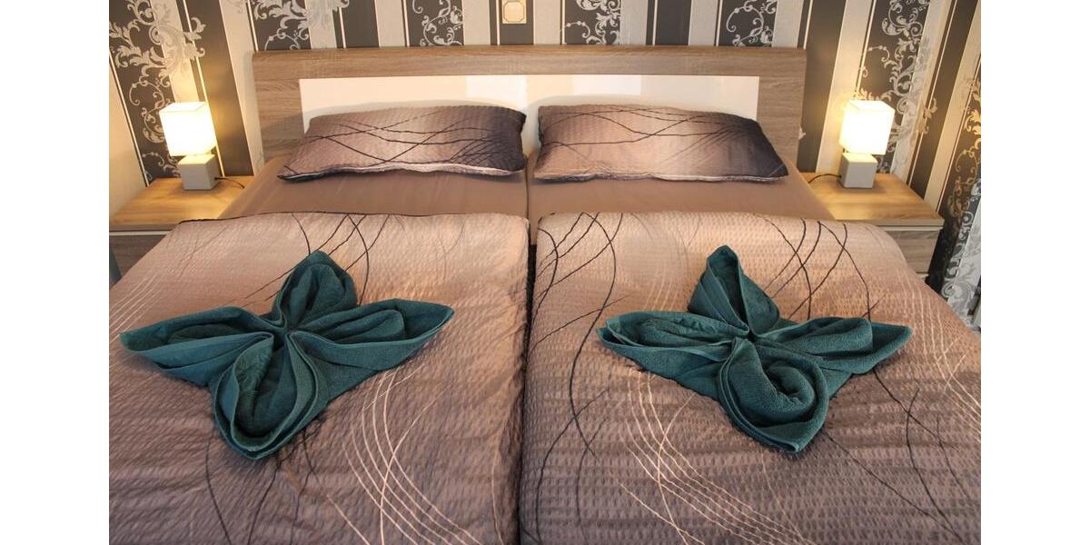 Einfamilienhaus Reichshof - 9 Zimmer, 341 m&sup2;, 879.000&euro; | Angebot:26823899