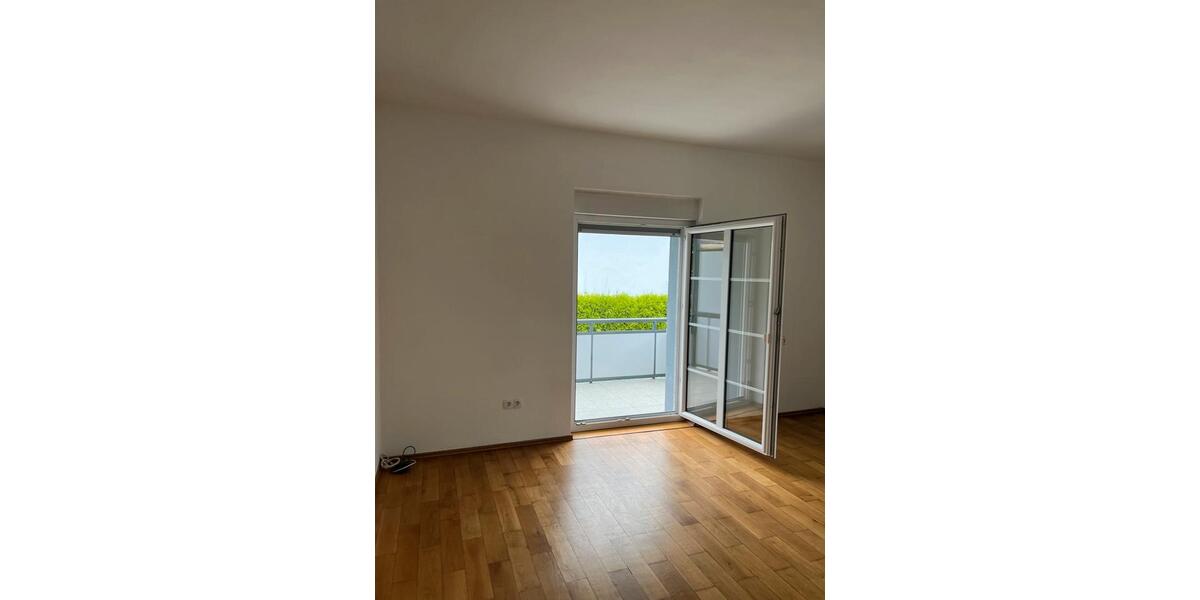 Erdgeschoßwohnung Meinerzhagen - 3 Zimmer, 70 m&sup2;, 830&euro; | Angebot:25269464