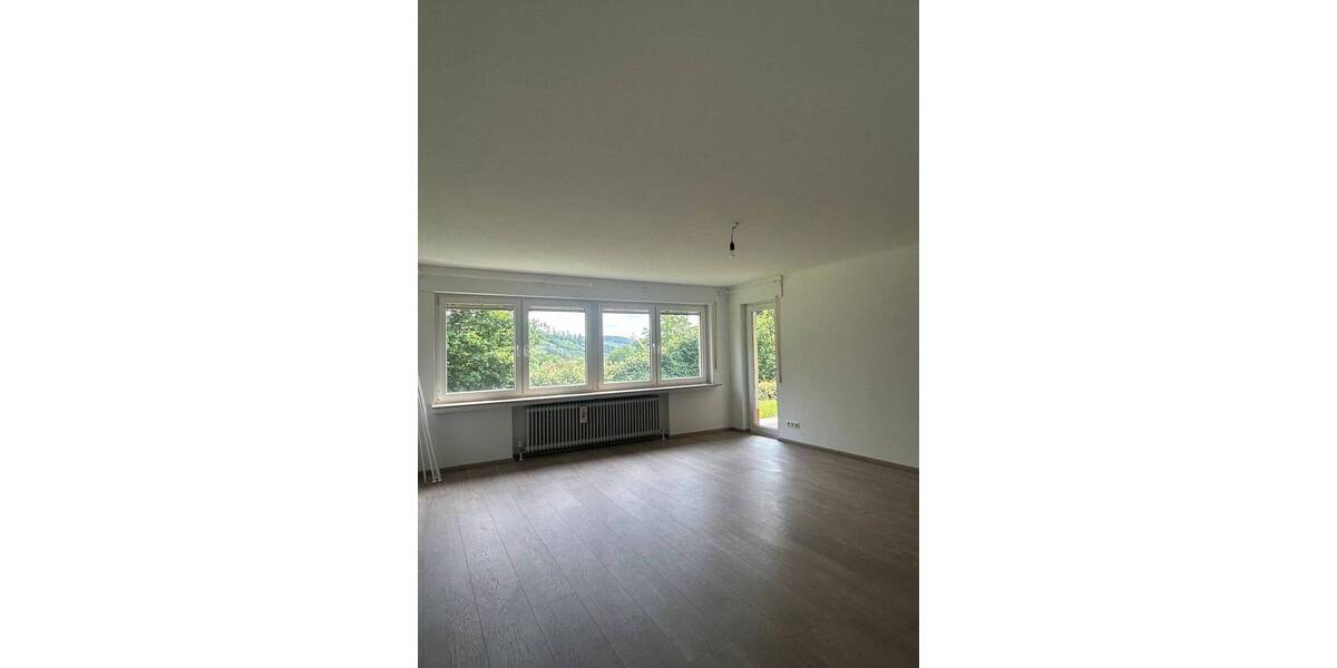 Etagenwohnung Gummersbach Reininghausen - 4 Zimmer, 98 m&sup2;, 1.125&euro; | Angebot:26909114