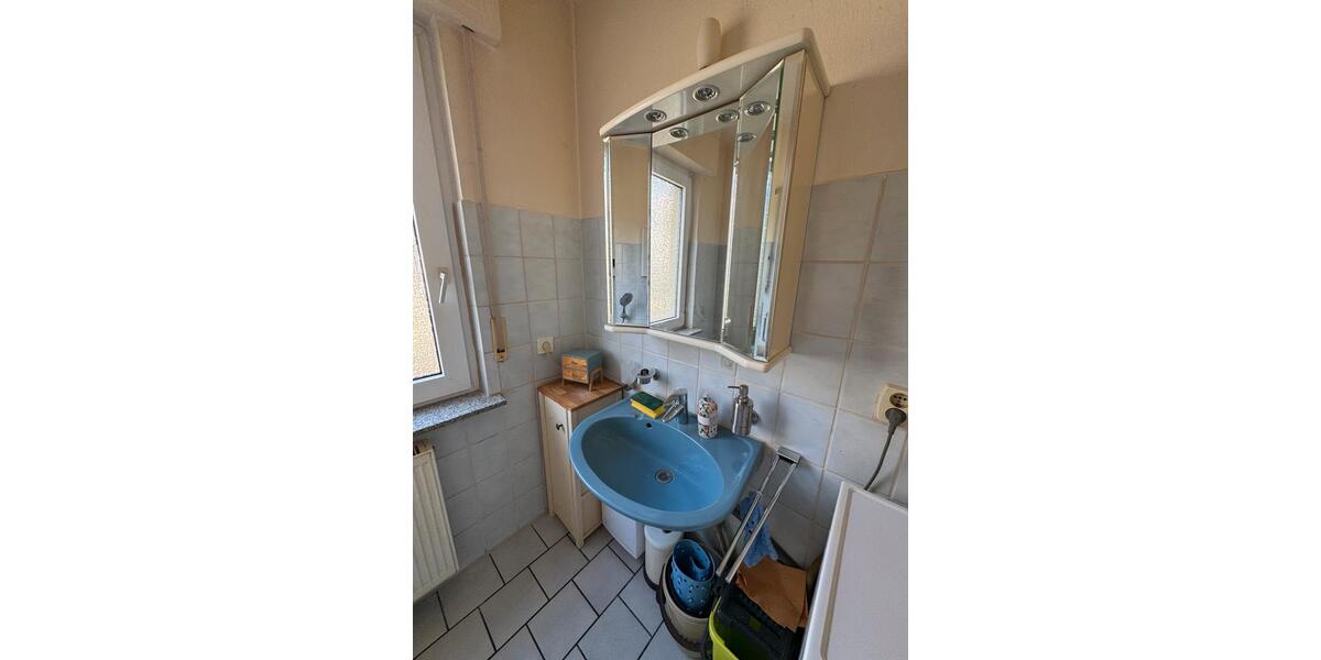 Erdgeschoßwohnung Hagen Hohenlimburg - 4 Zimmer, 60 m&sup2;, 430&euro; | Angebot:25294106