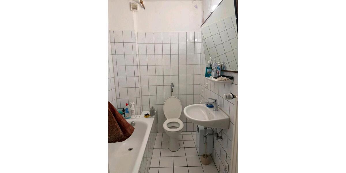 Dachgeschoßwohnung Hagen Hagen-Mitte - 3 Zimmer, 63 m&sup2;, 320&euro; | Angebot:26693923