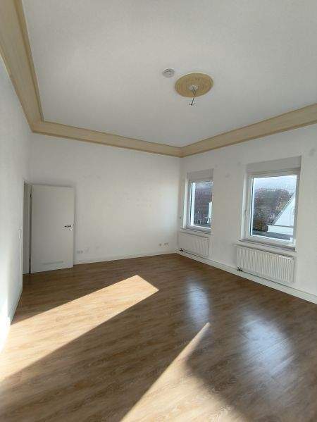 Etagenwohnung Lüdenscheid Staberg - 2 Zimmer, 84 m&sup2;, 670&euro; | Angebot:26487382