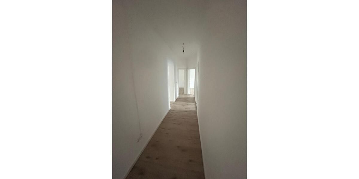 Etagenwohnung Lüdenscheid Brügge - 1 Zimmer, 105 m&sup2;, 610&euro; | Angebot:24816903