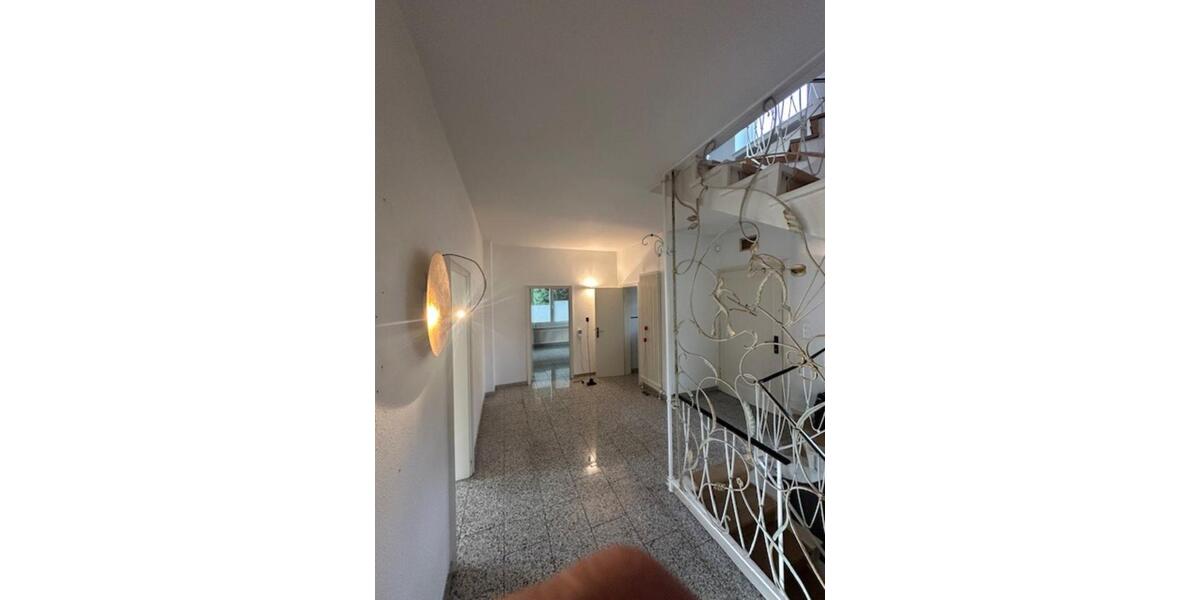 Einfamilienhaus Hagen Hagen-Mitte - 10 Zimmer, 260 m&sup2;, 569.000&euro; | Angebot:25294702