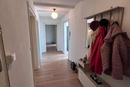 Wohnung Gummersbach Berstig Süd - 4 Zimmer, 140 m&sup2;, 950&euro; | Angebot:25838692