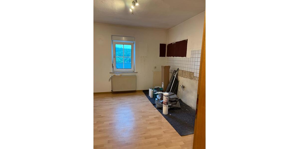 Dachgeschoßwohnung Finnentrop - 1 Zimmer, 80 m&sup2;, 650&euro; | Angebot:26380606