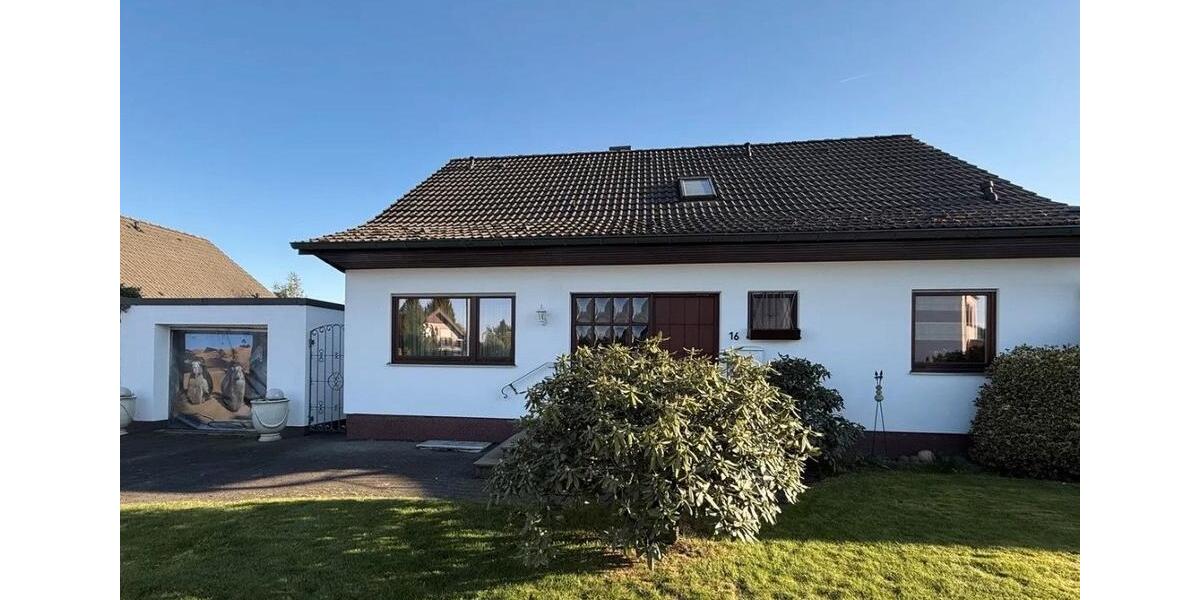 Einfamilienhaus Hückeswagen - 7 Zimmer, 160 m&sup2;, 465.000&euro; | Angebot:26900543