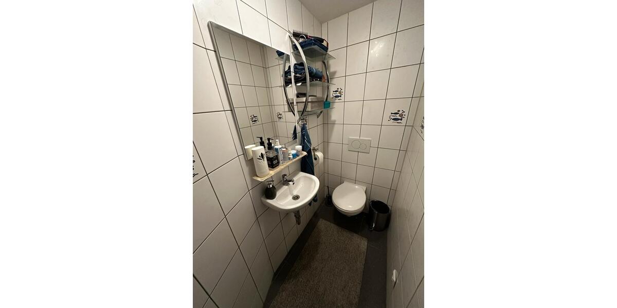 Einfamilienhaus Gummersbach Berstig Süd - 8 Zimmer, 183 m&sup2;, 360.000&euro; | Angebot:26613918