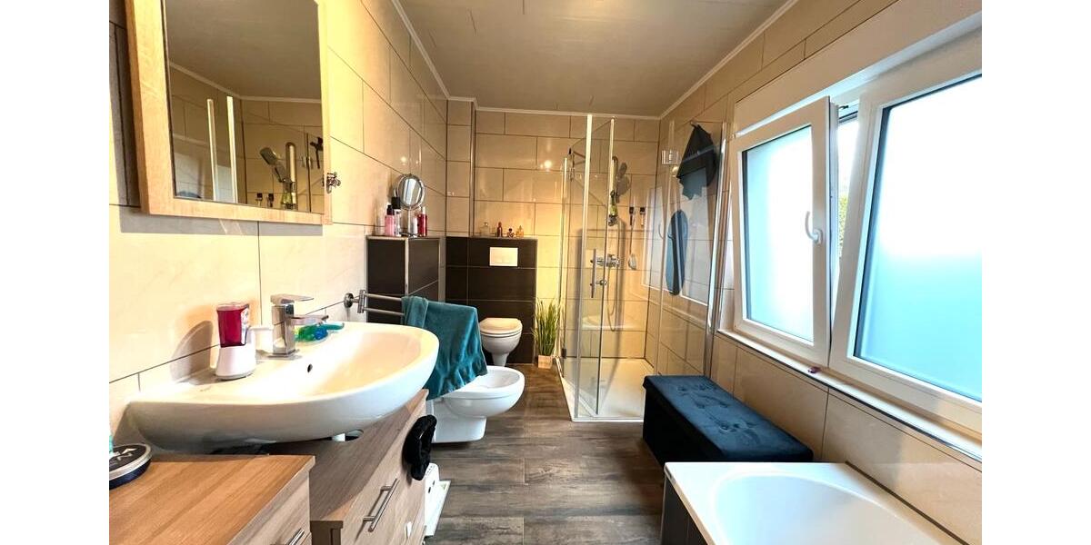 Einfamilienhaus Sundern (Sauerland) - 5 Zimmer, 150 m&sup2;, 290.000&euro; | Angebot:24662657