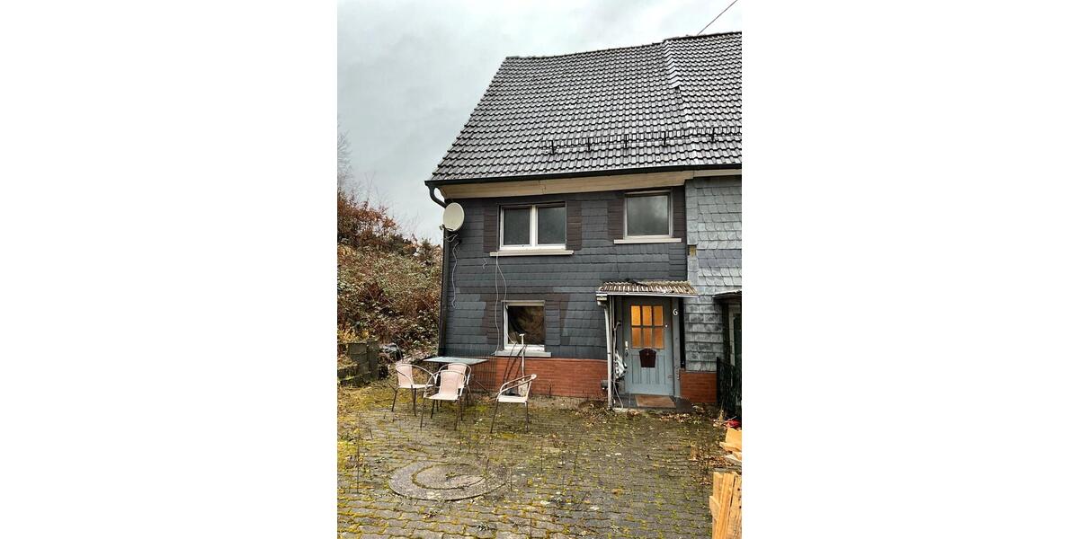 Reihenhaus Gummersbach Berstig Süd - 3 Zimmer, 90 m&sup2;, 130.000&euro; | Angebot:26851484