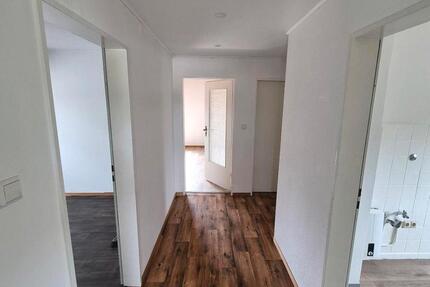 Wohnung Reichshof - 3 Zimmer, 79 m&sup2;, 550&euro; | Angebot:27602955