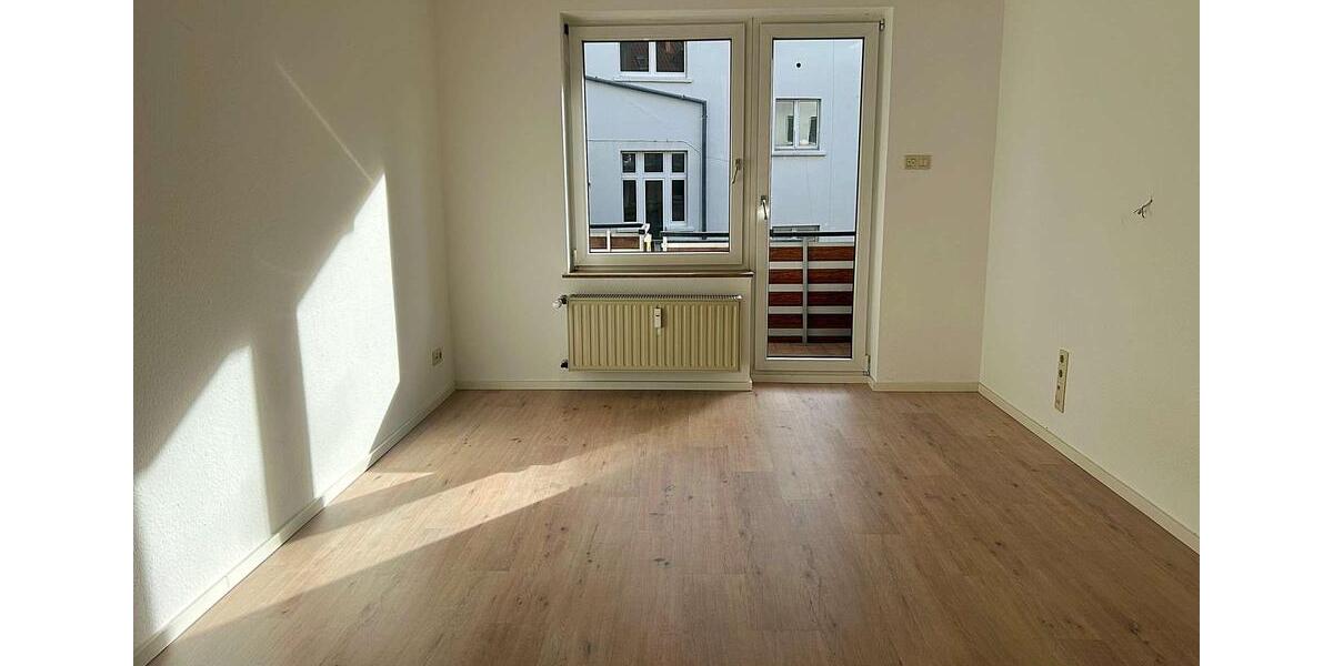 Etagenwohnung Hagen - 2 Zimmer, 86 m&sup2;, 500&euro; | Angebot:24535145