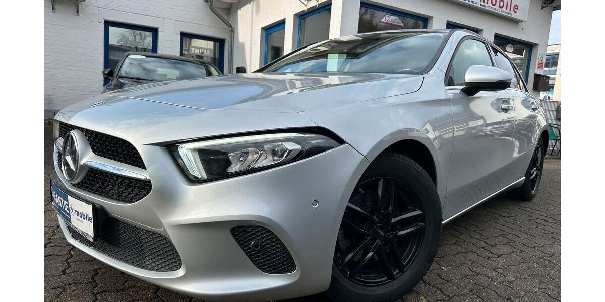 Mercedes-Benz A 200 138.000 km 19.949 &euro; Gummersbach (Zwischen Toom Markt und ATU) 51645