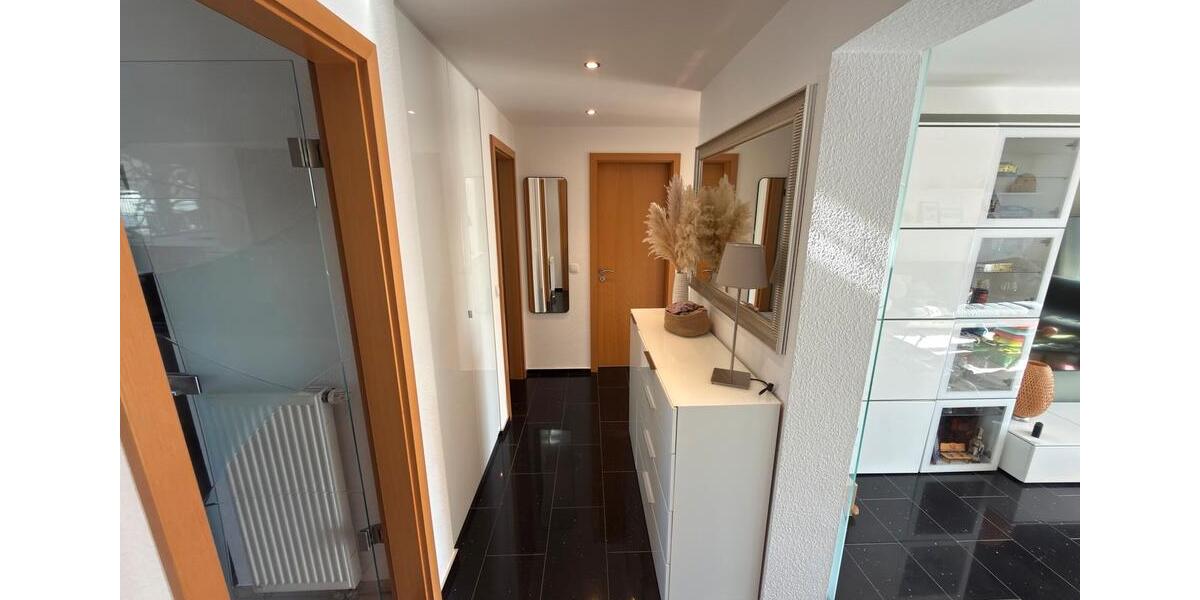 Etagenwohnung Schwerte - 3.5 Zimmer, 76 m&sup2;, 239.000&euro; | Angebot:25994134