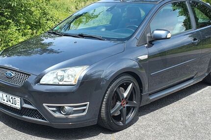Ford Focus 236.000 km 4.500 &euro; Gummersbach 51647