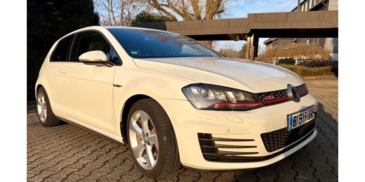 VW Golf 111.115 km 12.800 &euro; Gevelsberg 58285