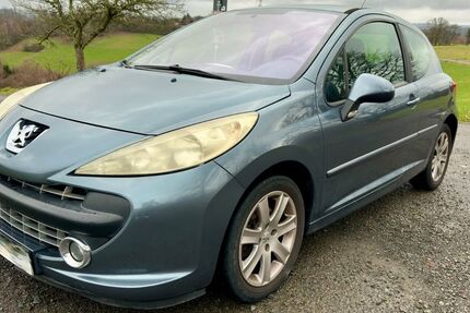 Peugeot 207 222.000 km 550 &euro; Bergneustadt 51702