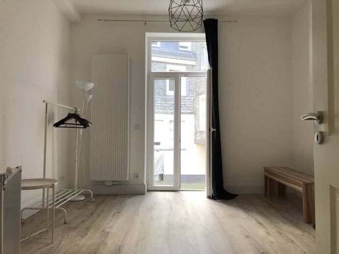 Etagenwohnung Gummersbach - 2 Zimmer, 92 m&sup2;, 319.000&euro; | Angebot:25666263