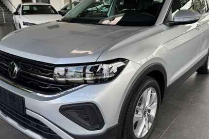 VW T-Cross 7.690 km 24.970 &euro; Attendorn 57439