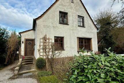 Haus Menden Mitte - 5 Zimmer, 105 m&sup2;, 198.000&euro; | Angebot:26108178