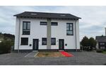 Doppelhaushälfte Gummersbach - 5 Zimmer, 133 m&sup2;, 1.800&euro; | Angebot:27615064