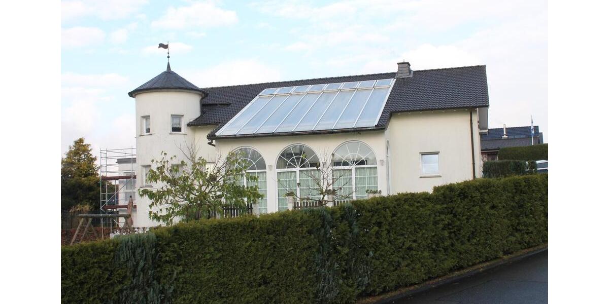 Einfamilienhaus Reichshof - 9 Zimmer, 341 m&sup2;, 879.000&euro; | Angebot:26823899