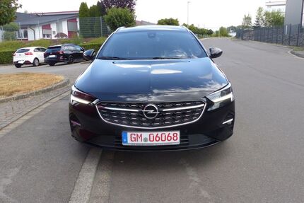 Opel Insignia 117.000 km 14.690 &euro; Bergneustadt 51702