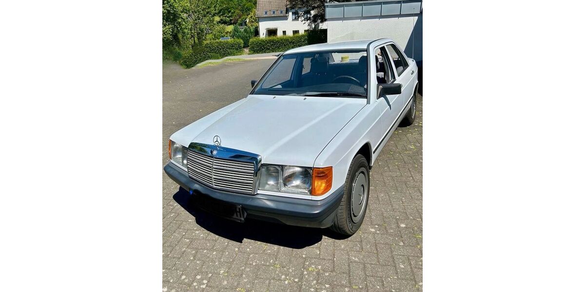 Mercedes-Benz 190 115.000 km 8.150 &euro; Sundern 59846