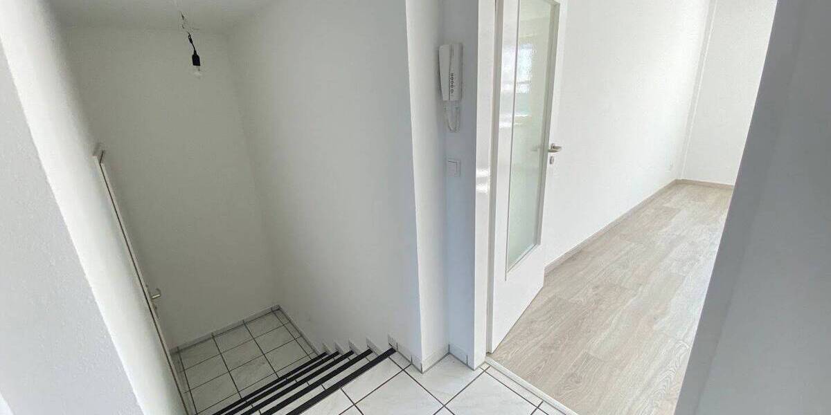 Etagenwohnung Hagen Wehringhausen - 2 Zimmer, 62 m&sup2;, 399&euro; | Angebot:26917376