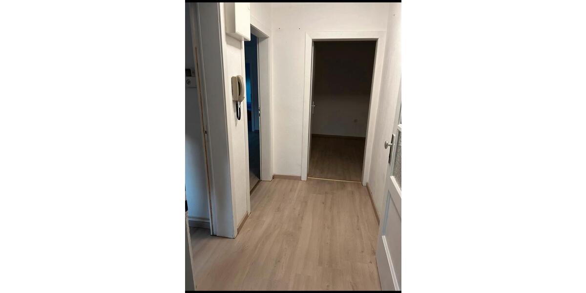 Dachgeschoßwohnung Balve - 3 Zimmer, 75 m&sup2;, 500&euro; | Angebot:23735715