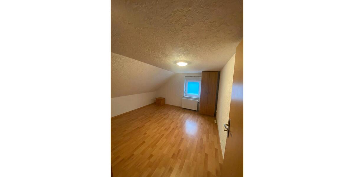 Dachgeschoßwohnung Iserlohn - 1 Zimmer, 48 m&sup2;, 550&euro; | Angebot:24850407