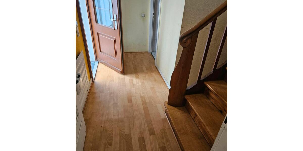 Etagenwohnung Gummersbach - 2 Zimmer, 60 m&sup2;, 650&euro; | Angebot:25947636