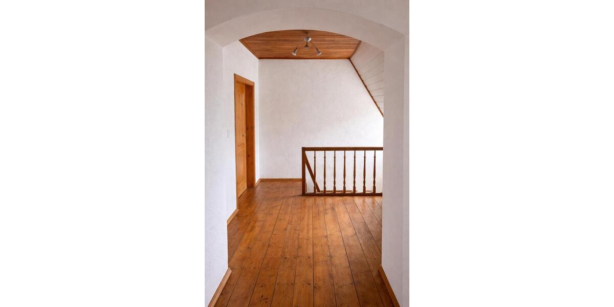 Einfamilienhaus Gummersbach Hepel - 5 Zimmer, 160 m&sup2;, 368.000&euro; | Angebot:25635844