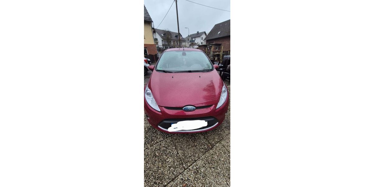 Ford Fiesta 121.500 km 3.200 &euro; Gummersbach 51645
