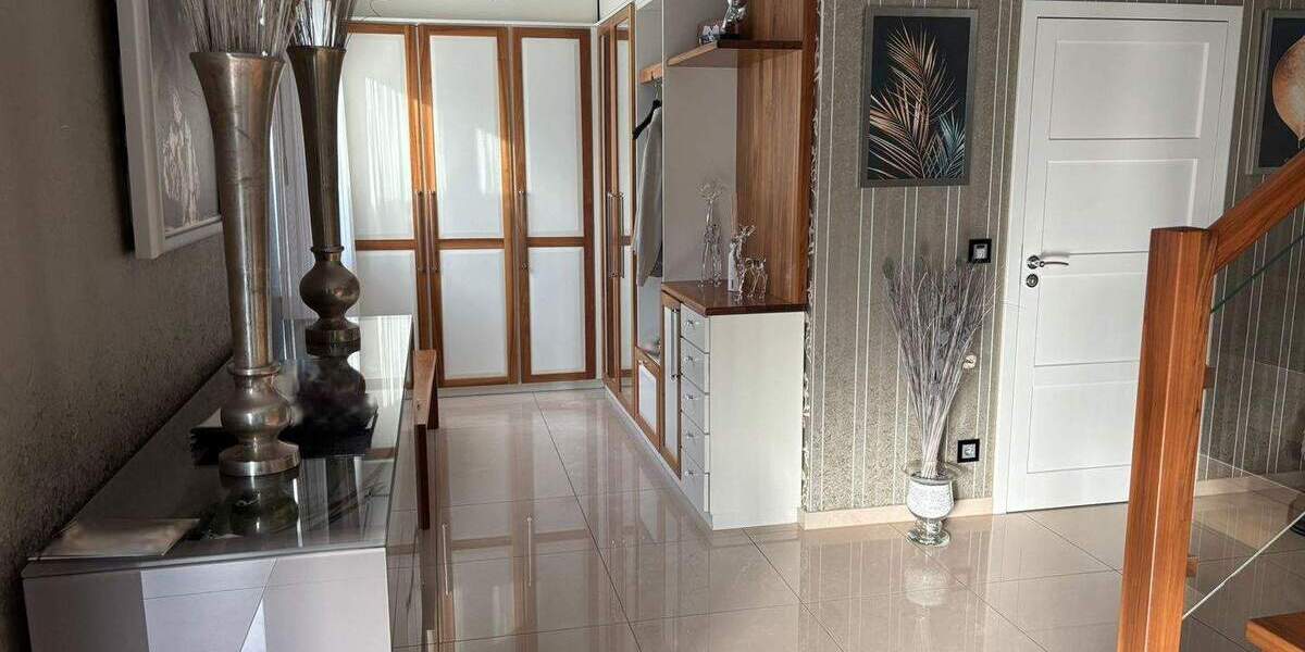 Einfamilienhaus Iserlohn Wermingsen - 7 Zimmer, 310 m&sup2;, 1.290.000&euro; | Angebot:25705381