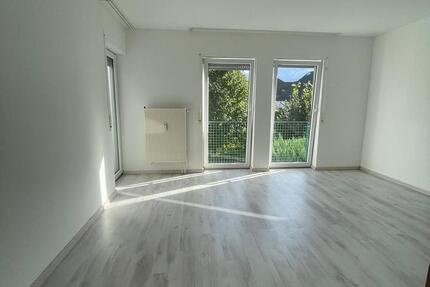Wohnung Attendorn - 2 Zimmer, 70 m&sup2;, 710&euro; | Angebot:26042234